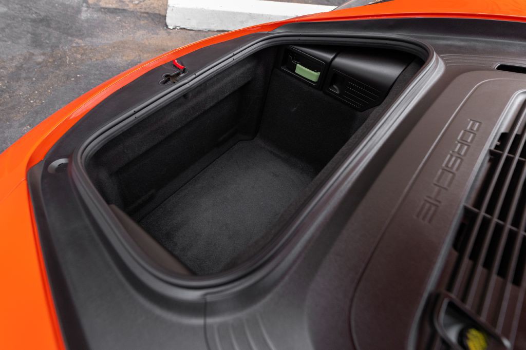 2019 Porsche 911 Image 172