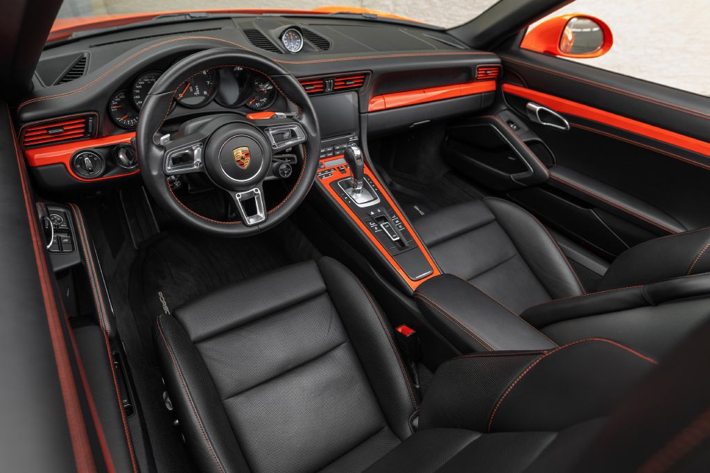 2019 Porsche 911 Image 174