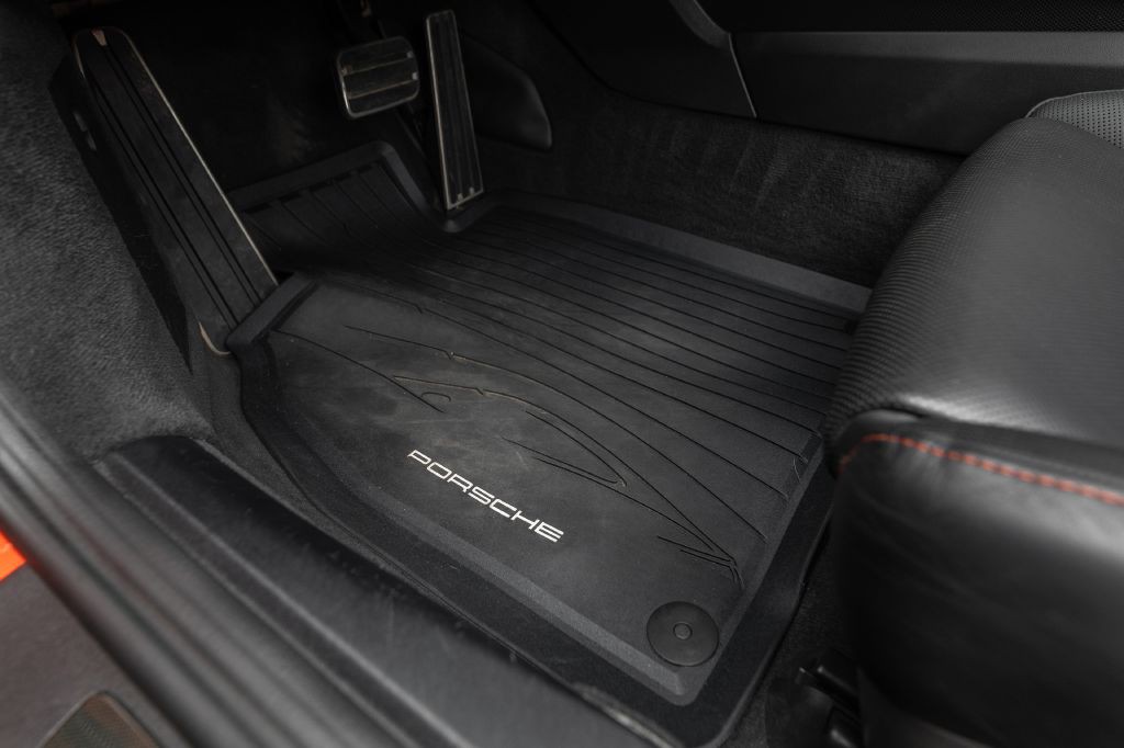 2019 Porsche 911 Image 191