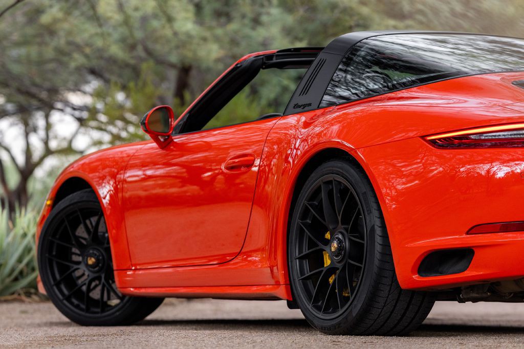 2019 Porsche 911 Image 206