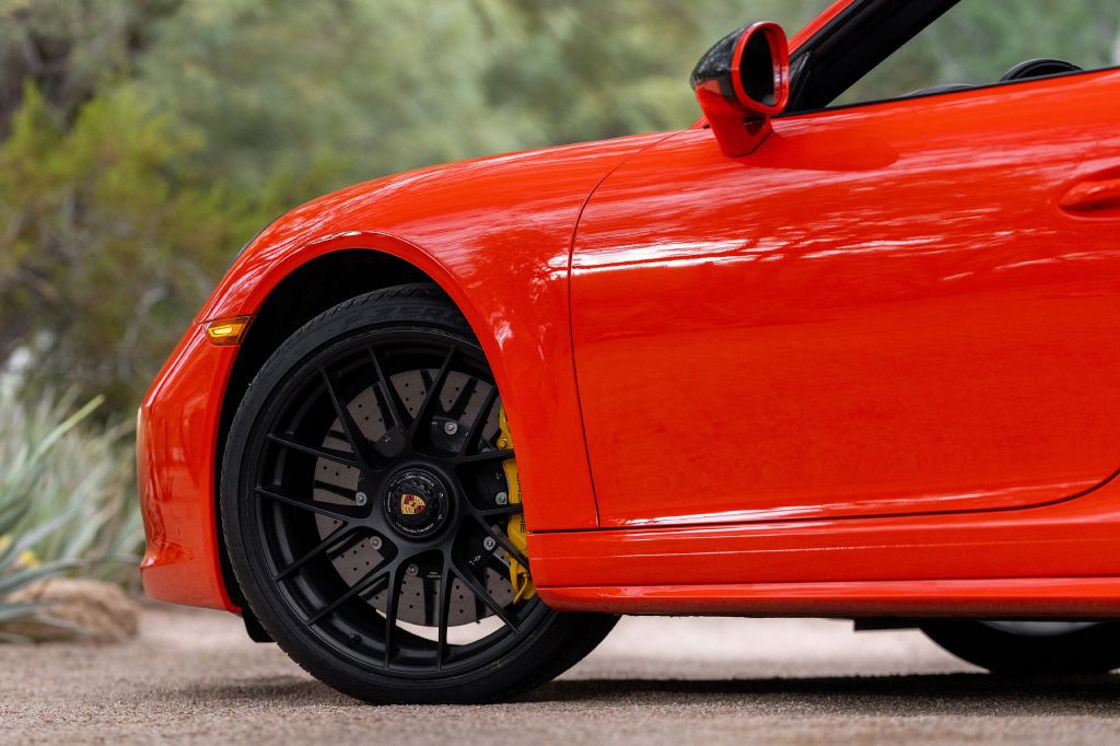 2019 Porsche 911 Image 207