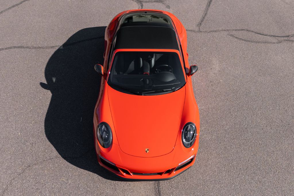 2019 Porsche 911 Image 214