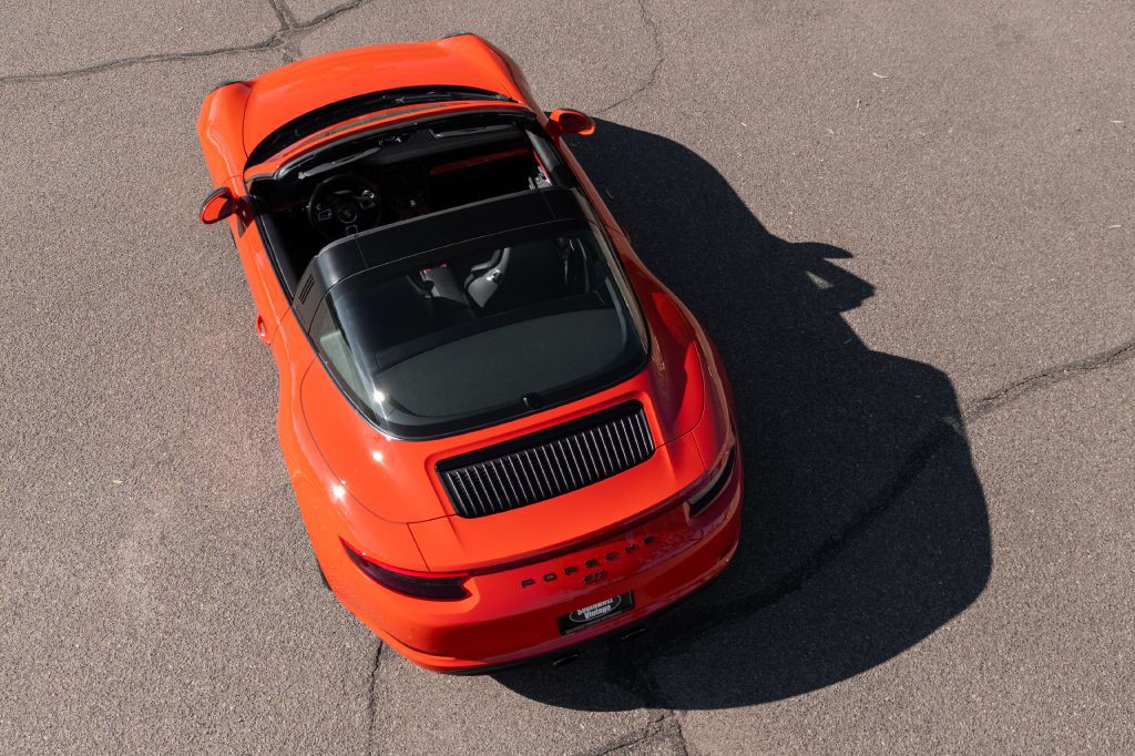 2019 Porsche 911 Image 230