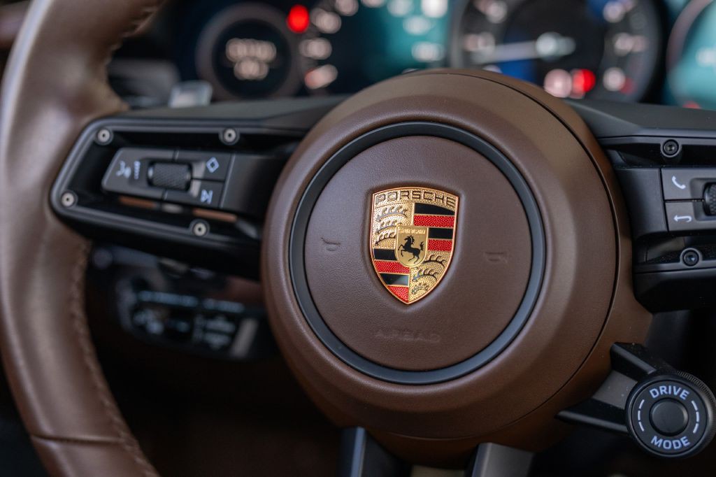 2020 Porsche 911 Image 23