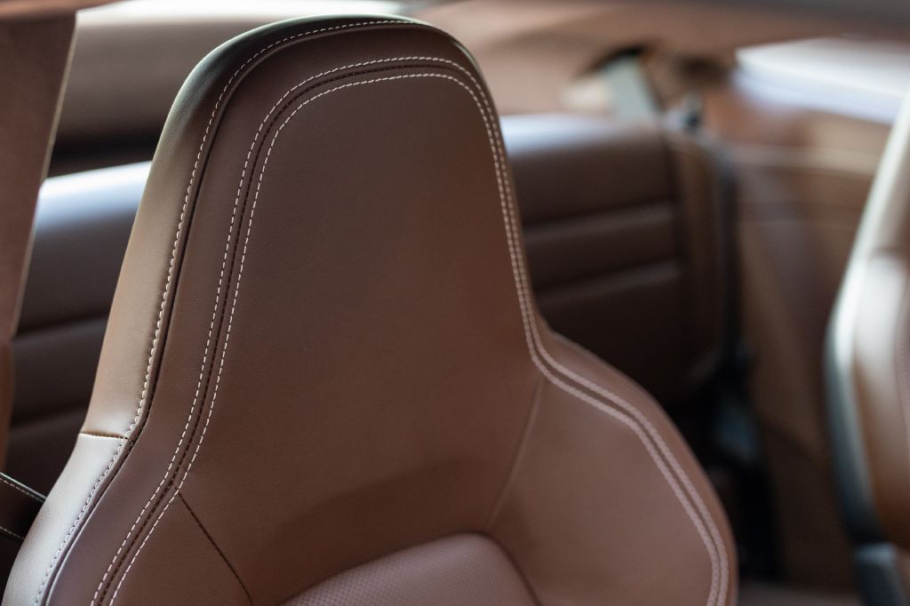 2020 Porsche 911 Image 35