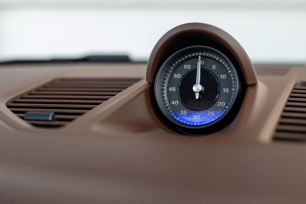 2020 Porsche 911 Image 42