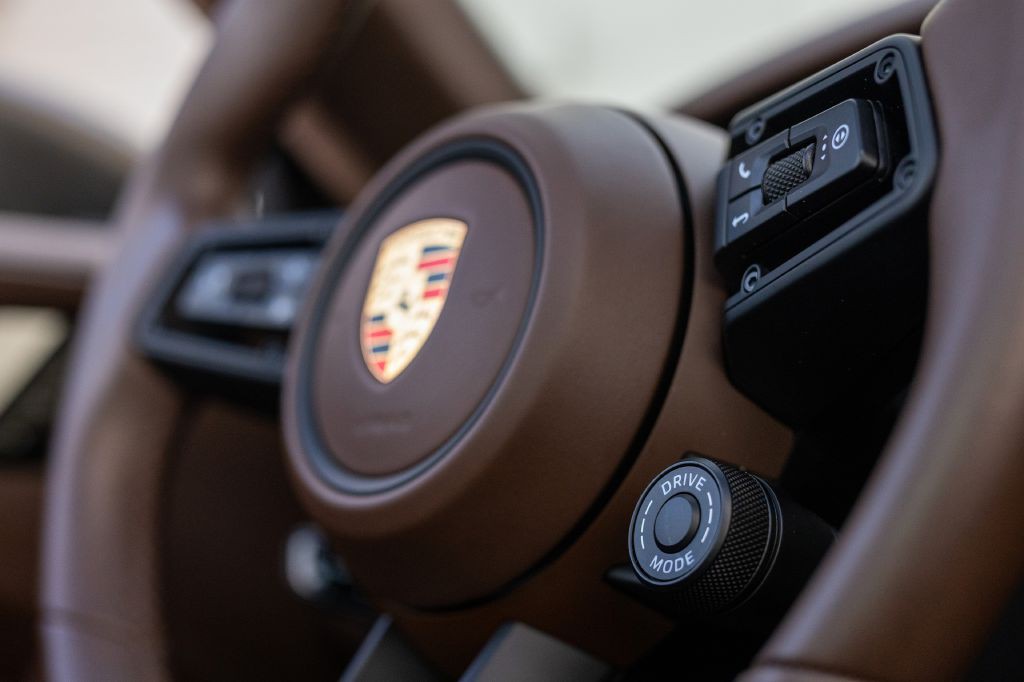 2020 Porsche 911 Image 44