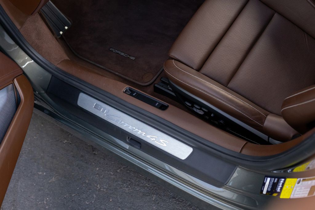 2020 Porsche 911 Image 56