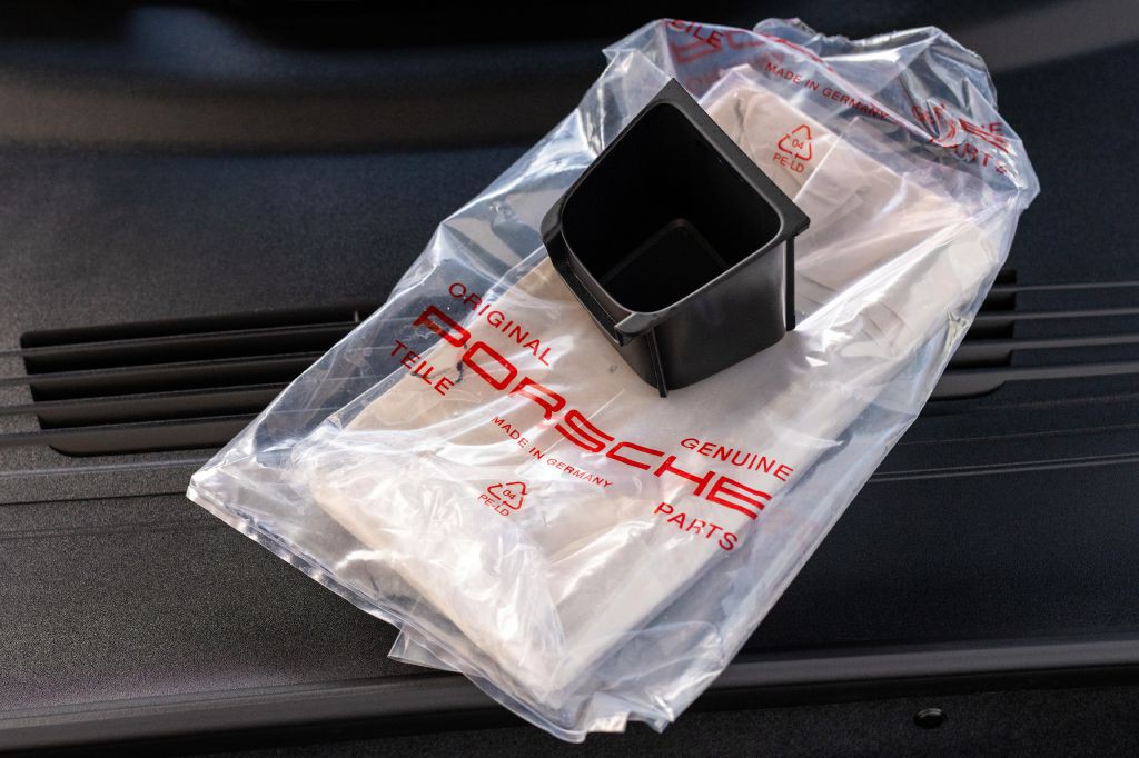 2020 Porsche 911 Image 76