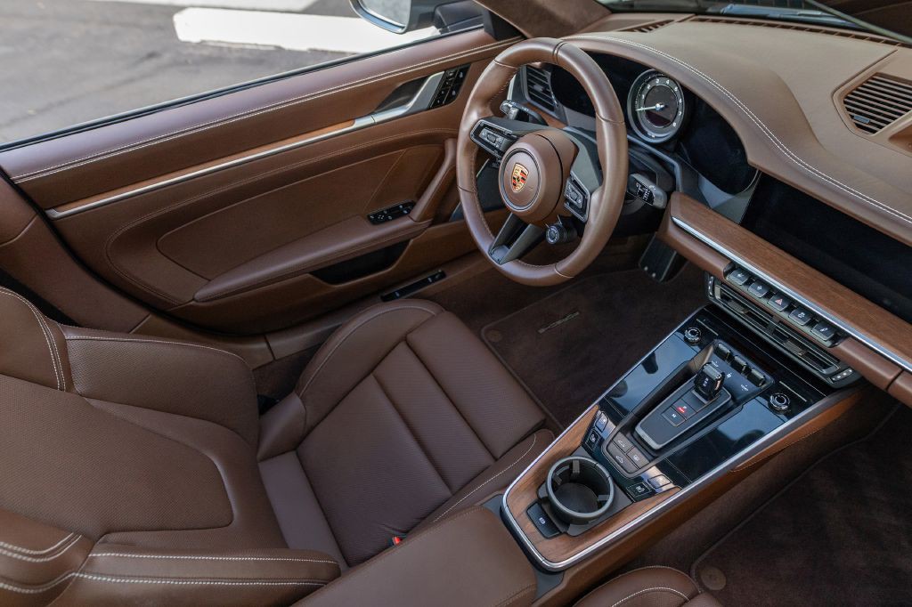 2020 Porsche 911 Image 94