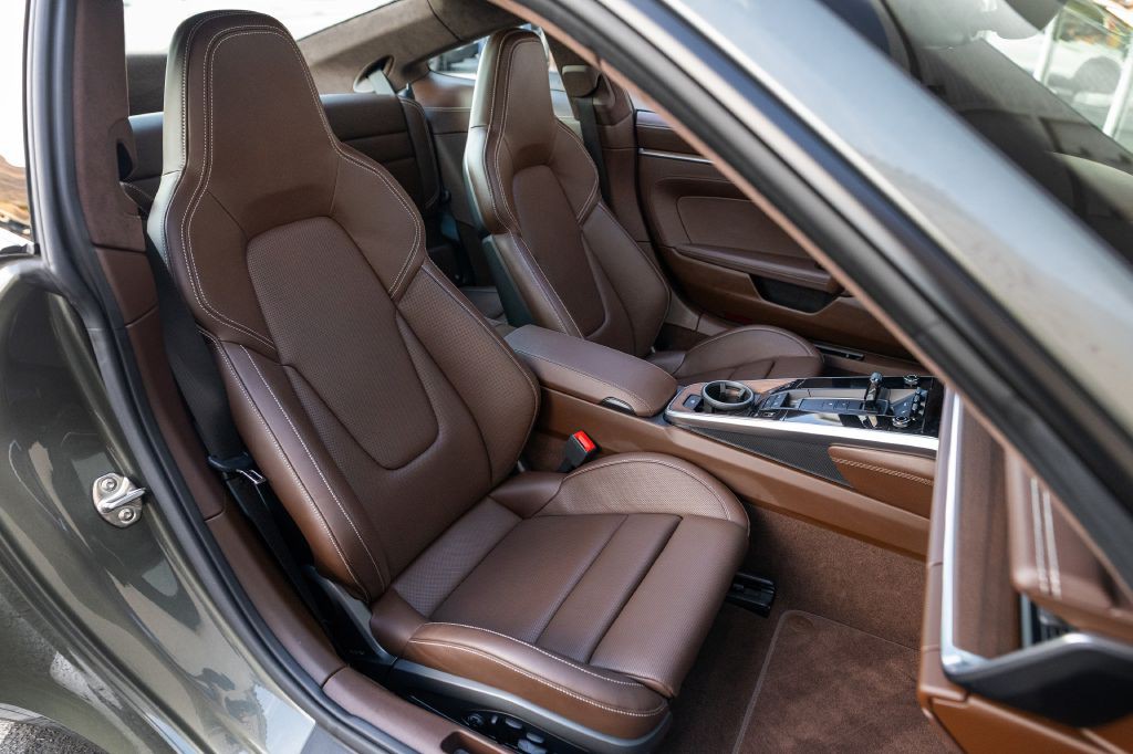 2020 Porsche 911 Image 102