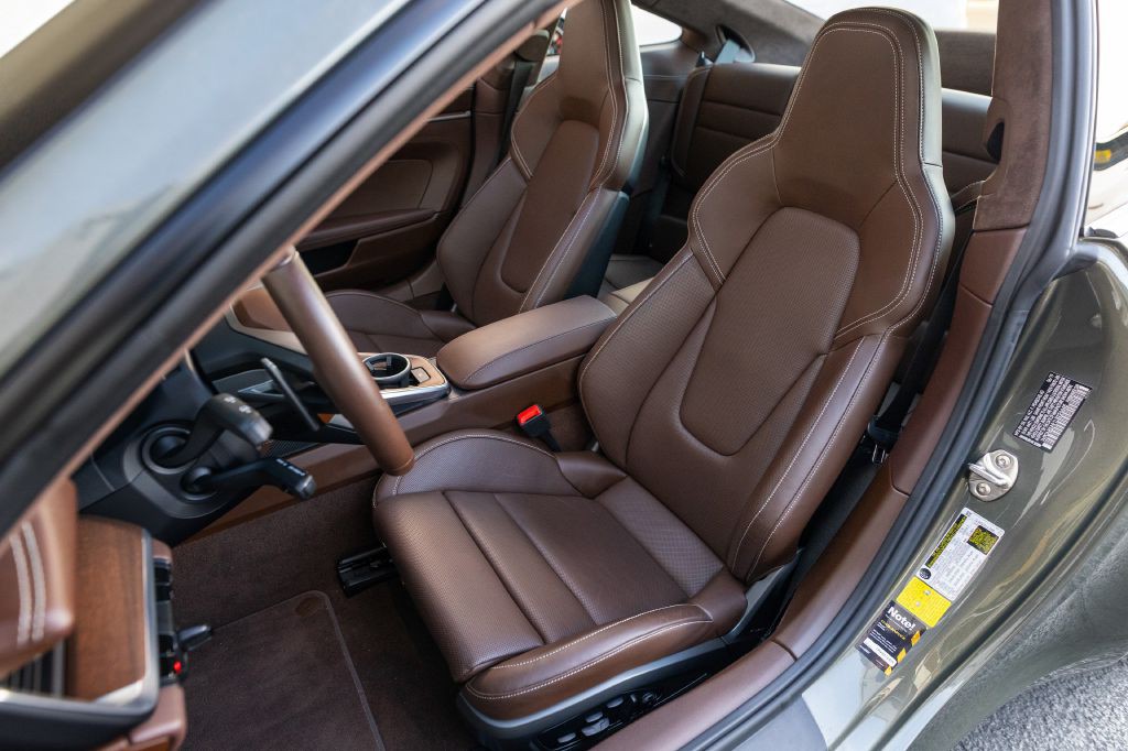 2020 Porsche 911 Image 103