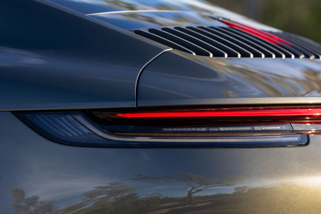 2020 Porsche 911 Image 132