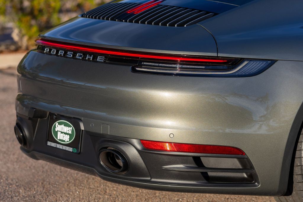 2020 Porsche 911 Image 136