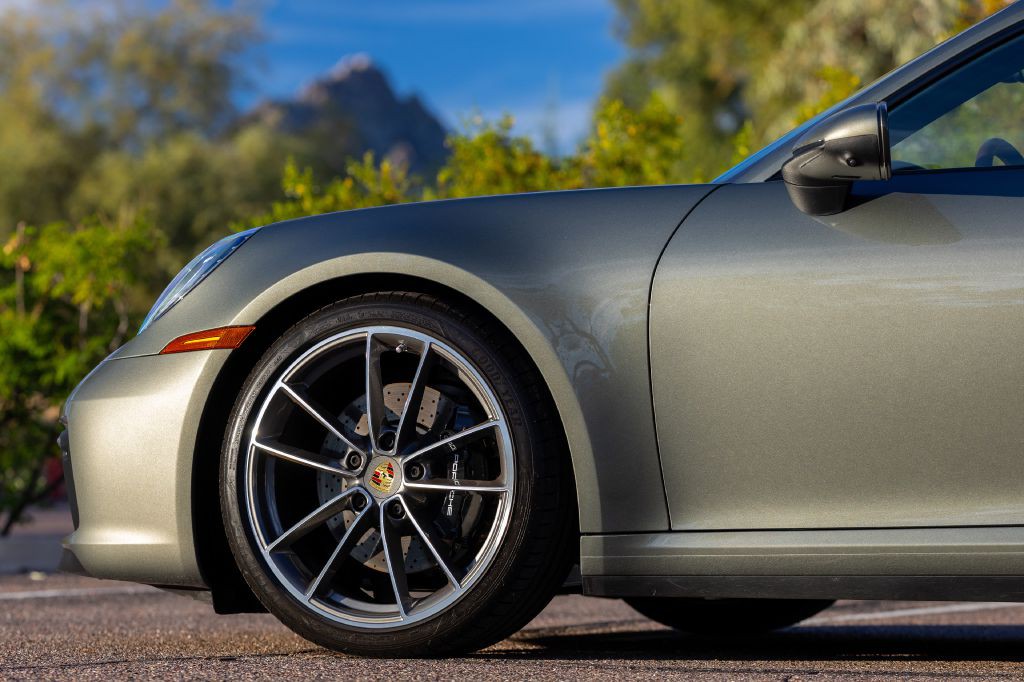 2020 Porsche 911 Image 144