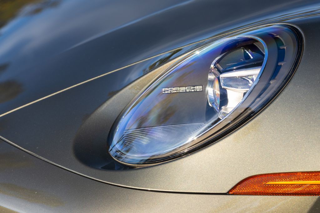 2020 Porsche 911 Image 163