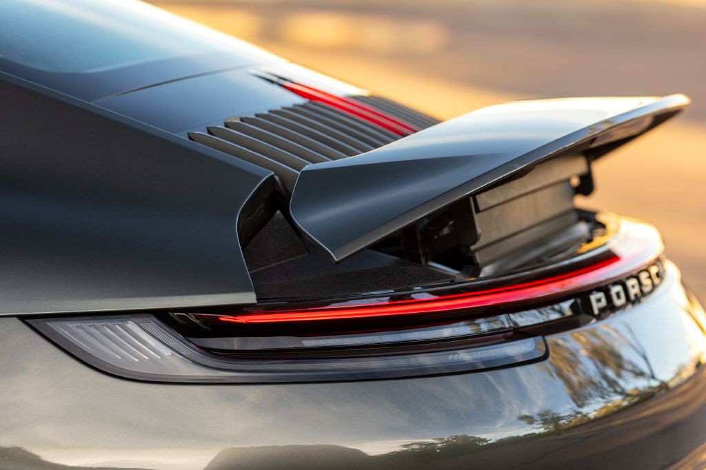 2020 Porsche 911 Image 180