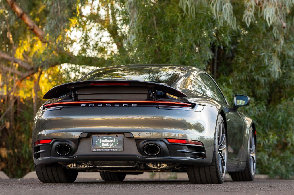 2020 Porsche 911 Image 185