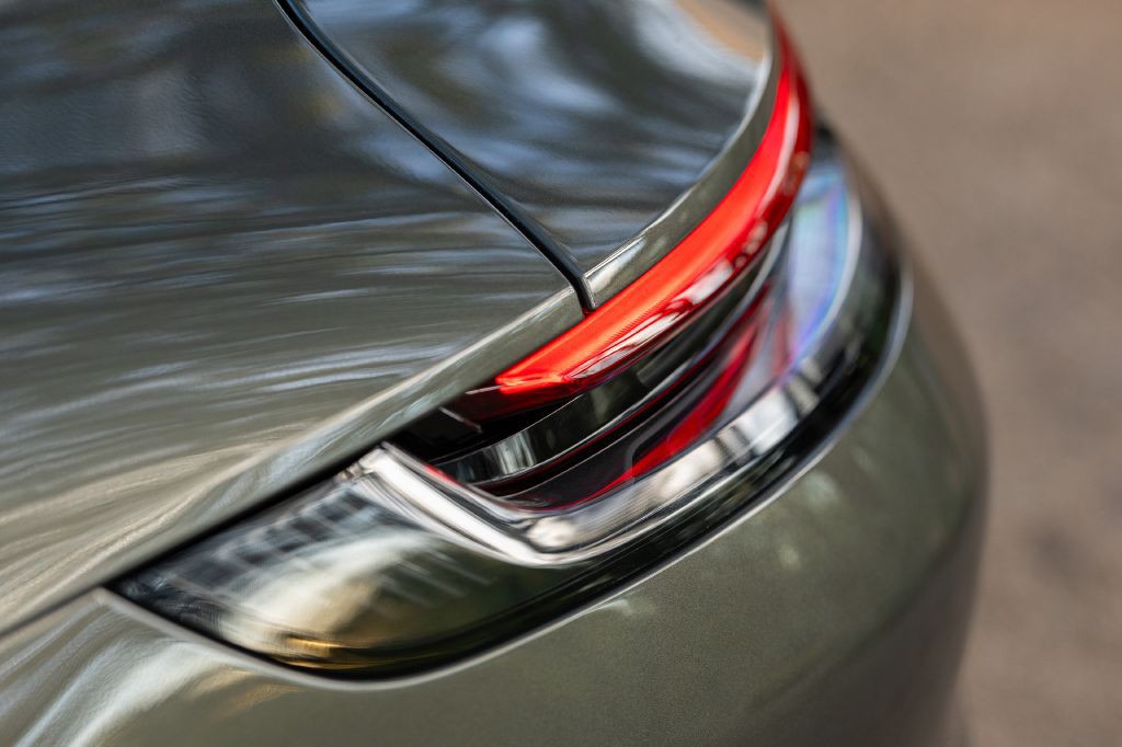 2020 Porsche 911 Image 190