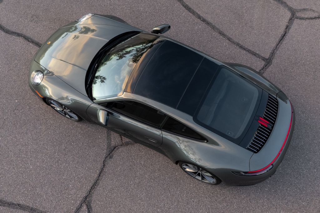 2020 Porsche 911 Image 217