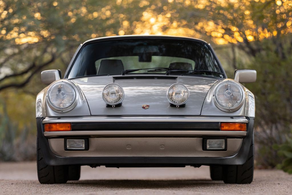 1989 Porsche 911 Image 23