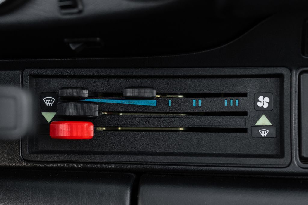 1989 Porsche 911 Image 51