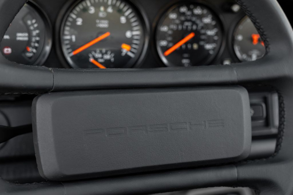 1989 Porsche 911 Image 56