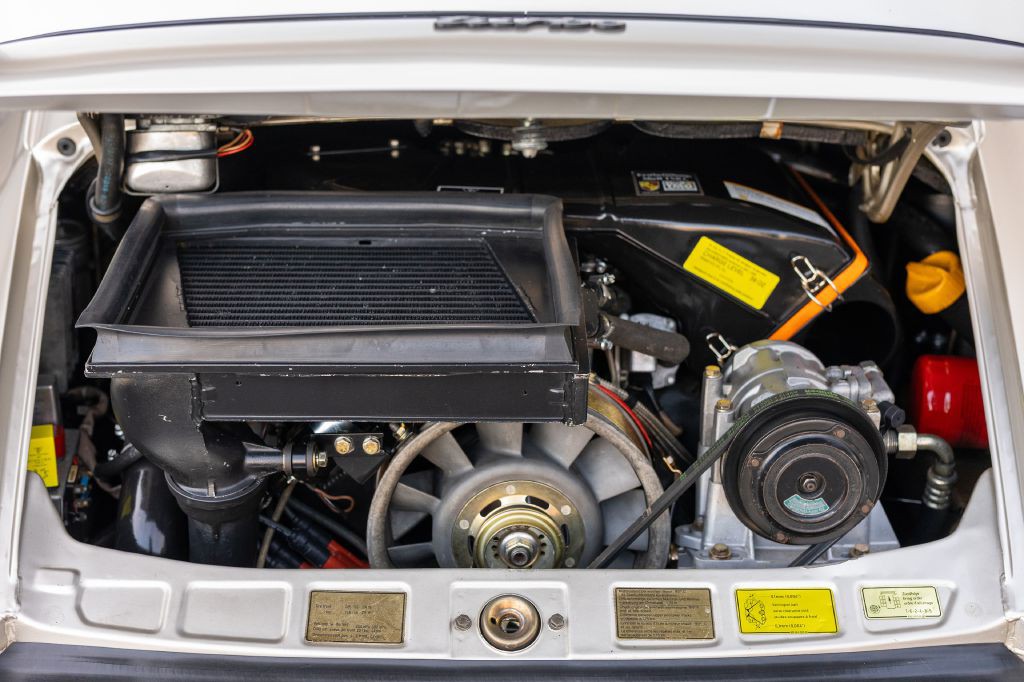 1989 Porsche 911 Image 91