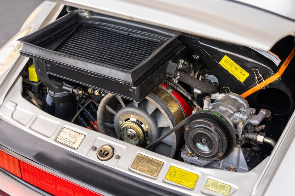 1989 Porsche 911 Image 92