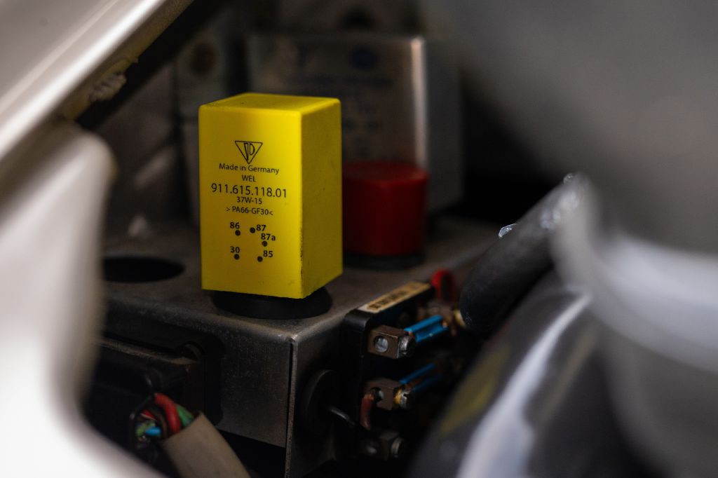 1989 Porsche 911 Image 99