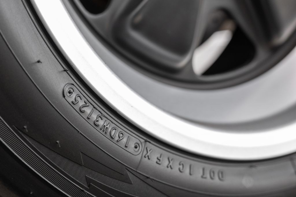 1989 Porsche 911 Image 113