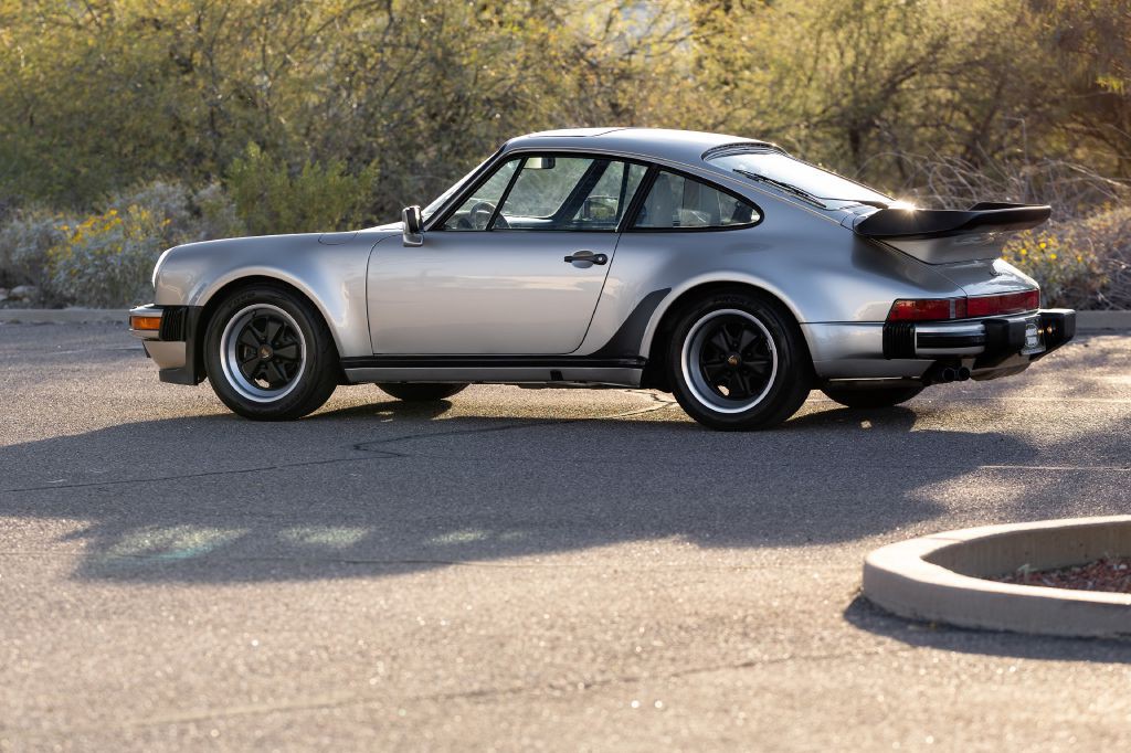 1989 Porsche 911 Image 168
