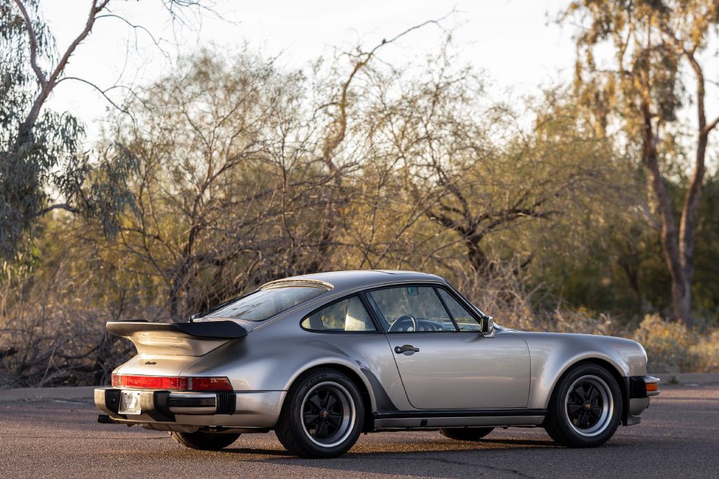 1989 Porsche 911 Image 173