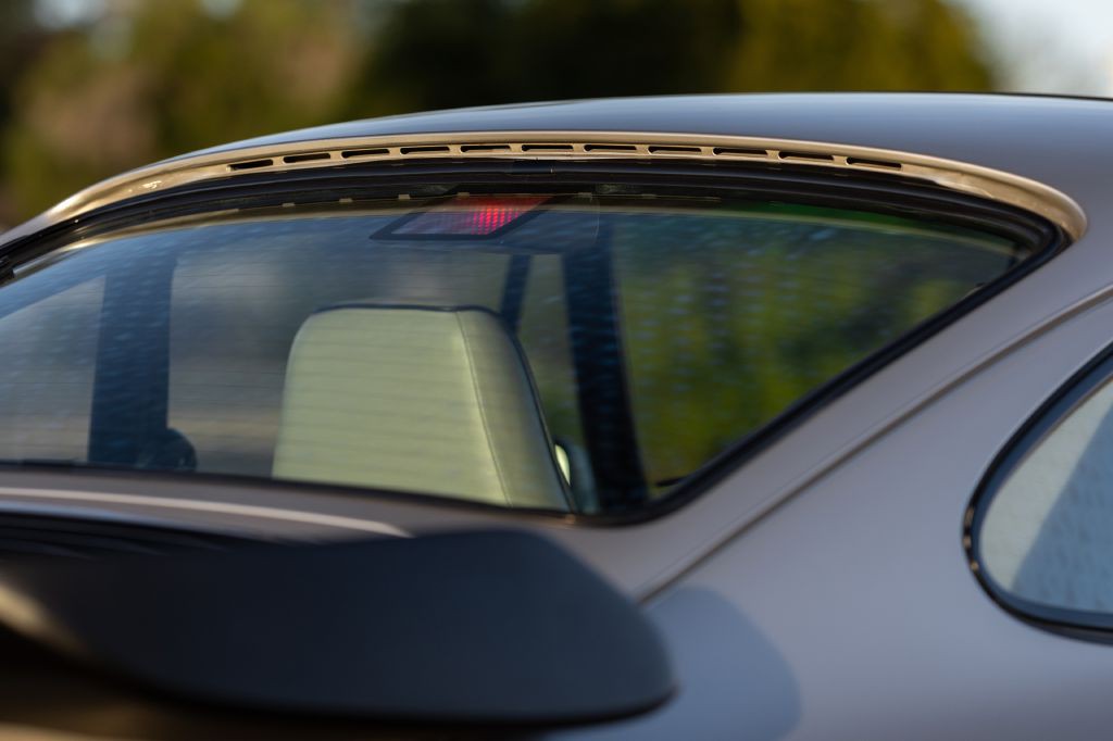 1989 Porsche 911 Image 186