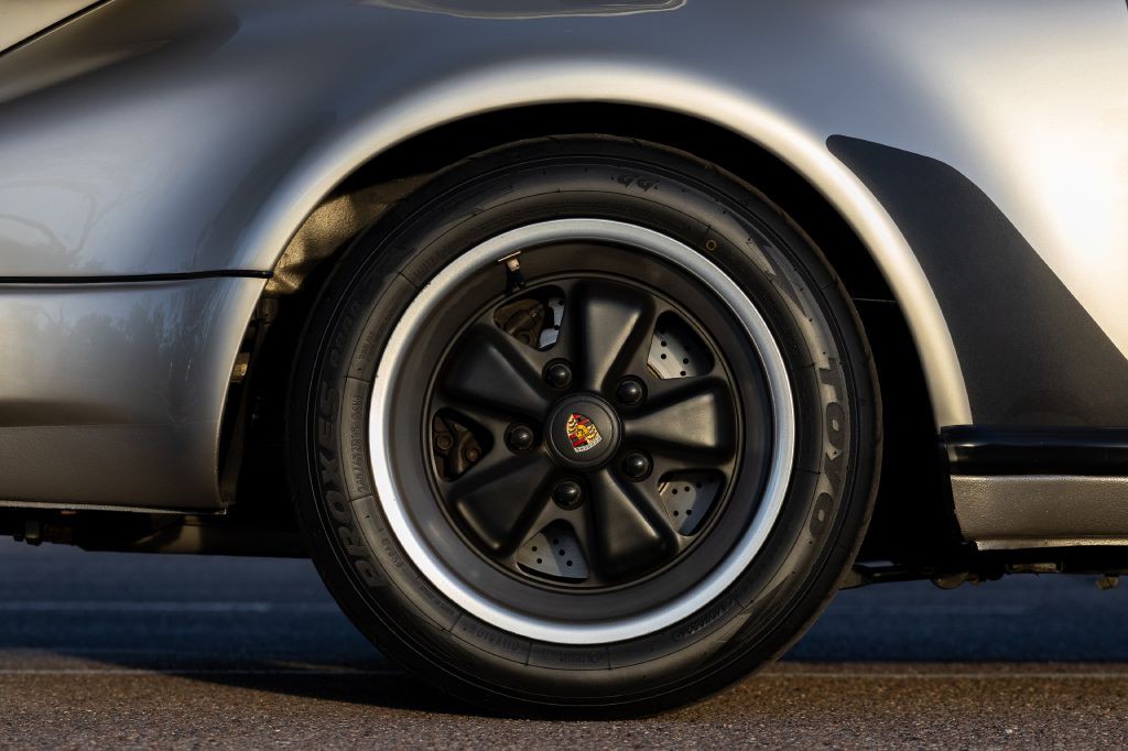 1989 Porsche 911 Image 198