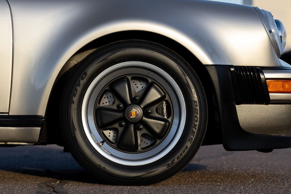 1989 Porsche 911 Image 199