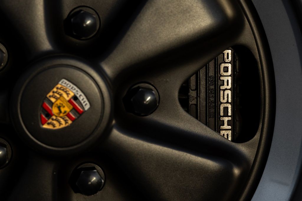 1989 Porsche 911 Image 200