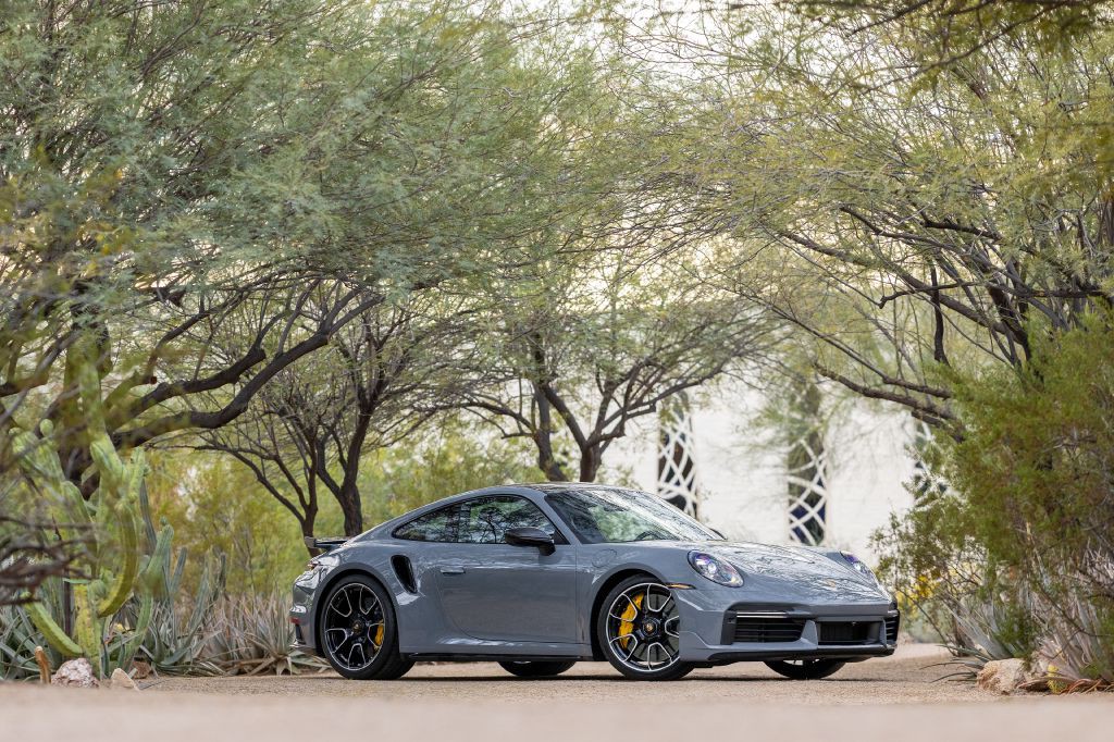 2023 Porsche 911 Image 2