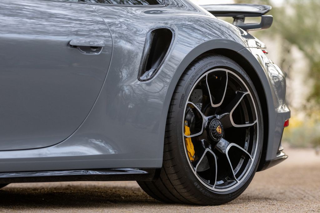 2023 Porsche 911 Image 8