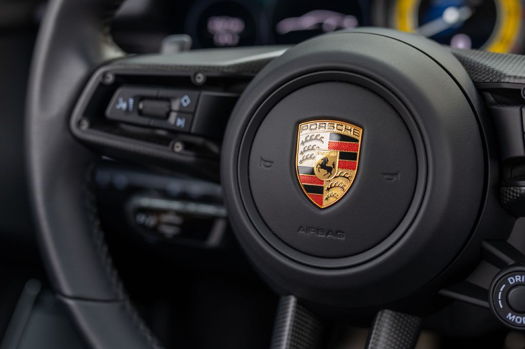 2023 Porsche 911 Image 28