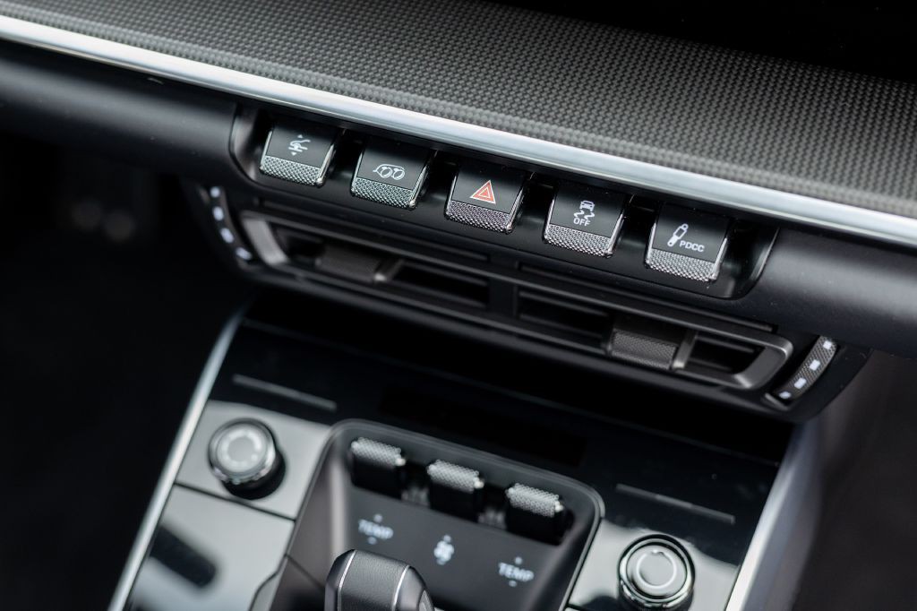 2023 Porsche 911 Image 47