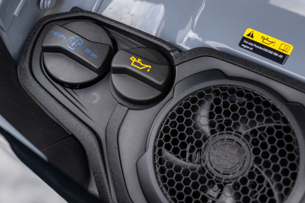 2023 Porsche 911 Image 82