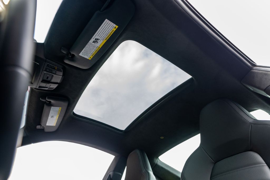 2023 Porsche 911 Image 116