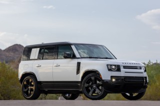 Image for 2025 Land Rover Defender 110 ID: 7484610