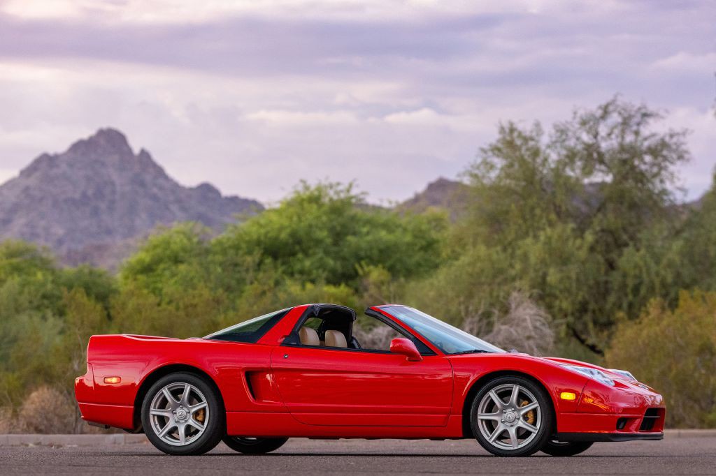 2005 Acura NSX Image 2