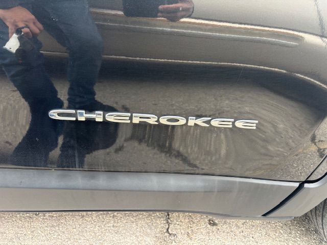 2014 Jeep Cherokee Image 13