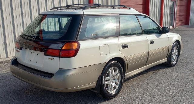 2002 Subaru Legacy Image 4
