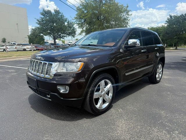 2012 Jeep Grand Cherokee Image 2