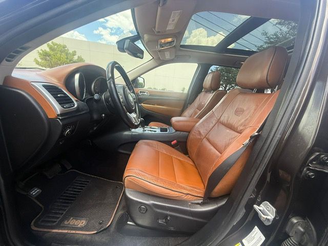 2012 Jeep Grand Cherokee Image 11