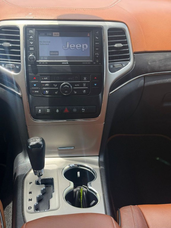 2012 Jeep Grand Cherokee Image 12